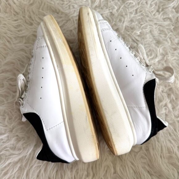 Alexander McQUEEN Oversized Suede Heel Detail Sneakers - White/Black | Size 37 - Picture 8 of 11